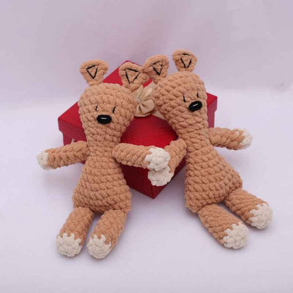 Cute Little Crochet Teddy Bear Weaving finished product